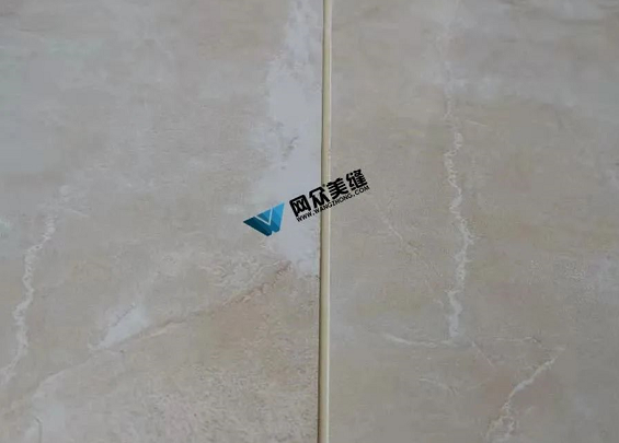 浅亮金.png 浅亮金.png